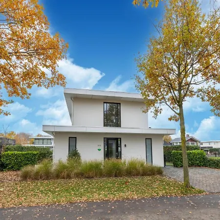 Villa With Bubble Bath, Sauna In Harderwijk Villa