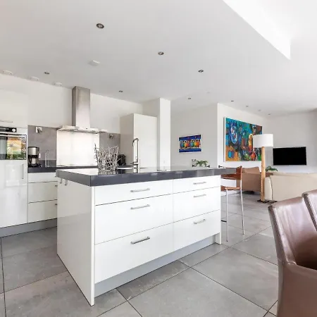 Villa With Bubble Bath, Sauna In Harderwijk